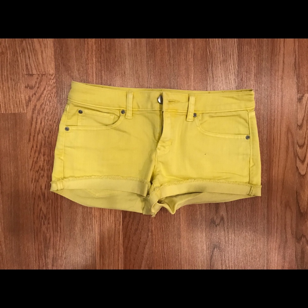 GAP SHORTS